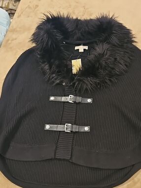 Michael KorsBlack Faux Fur Trim Knit Vest